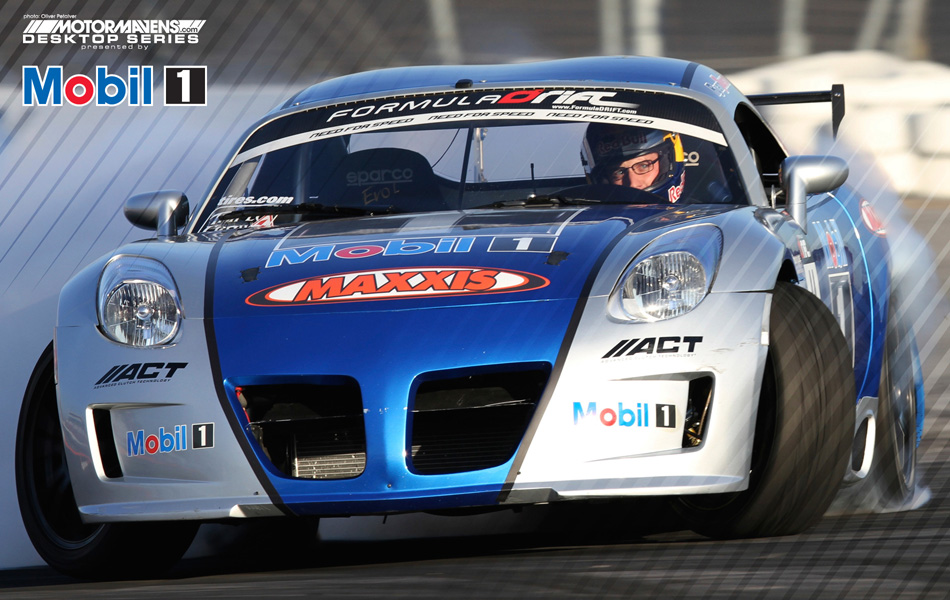 MotorMavens/Mobil1 Desktop Series - Ryan Tuerck drifting the Mobil1/Gardella Racing Pontiac Solstice at Formula Drift Long Beach